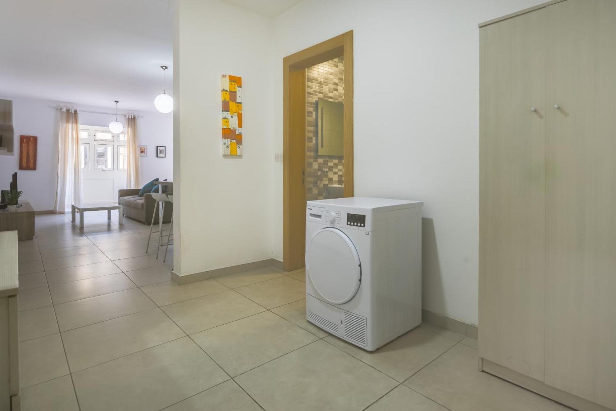 Superb 3Br Apt Close To Seafront Gzira Pokoj fotografie